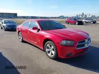 2011 Dodge Charger SE с VIN 2B3CL3CG3BH553398, выставлен на аукционе IAAI как лот 43546353 с пробегом 121 938 миль миль и . История ставок и продаж доступна на DreamBid. Изображение 1.