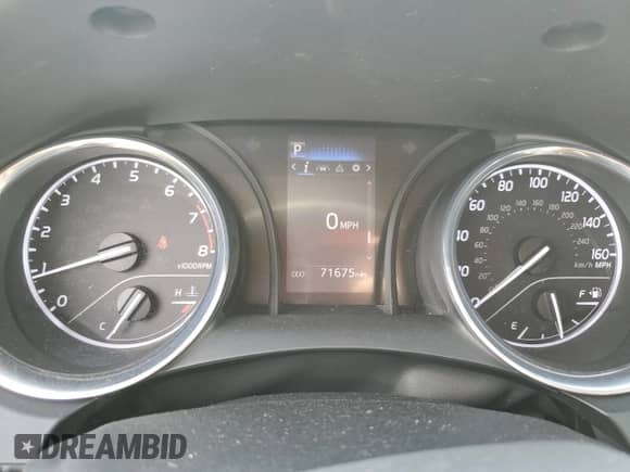 2020 Toyota Camry LE z VIN 4T1C11AK5LU867533, wystawiony jako Copart lot #80625765 z przebiegiem 71 675 mil mil oraz Szkoda całkowita • Salvage title. Historia ofert i sprzedaży dostępna na DreamBid. Obrazek 9.