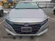 2018 Honda Accord EX-L z VIN 1HGCV3F56JA001959, wystawiony jako Copart lot #84534555 z przebiegiem 216 180 mil mil oraz Szkoda całkowita • Salvage title. Historia ofert i sprzedaży dostępna na DreamBid. Obrazek 5.