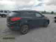 2015 Hyundai Tucson SE z VIN KM8JUCAG1FU103009, wystawiony jako Copart lot #65653235 z przebiegiem 153 064 mil mil oraz Szkoda całkowita • Salvage title. Historia ofert i sprzedaży dostępna na DreamBid. Obrazek 3.