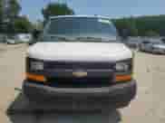 2017 Chevrolet Express Cargo z VIN 1GCWGBFF3H1131538, wystawiony jako Copart lot #55328705 z przebiegiem 160 180 mil mil oraz Czysty tytuł • Clean title. Historia ofert i sprzedaży dostępna na DreamBid. Obrazek 5.