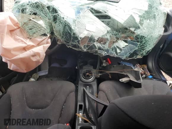 2016 Subaru Forester 2.5i z VIN JF2SJABC4GH500730, wystawiony jako Copart lot #70147875 z przebiegiem Nie podano mil oraz Szkoda całkowita • Salvage title. Historia ofert i sprzedaży dostępna na DreamBid. Obrazek 8.