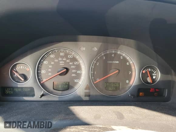 2008 Volvo S60 2.5T с VIN YV1RH592382693853, выставлен на аукционе Copart как лот 70544385 с пробегом 213 724 миль миль и Списание • Salvage title. История ставок и продаж доступна на DreamBid. Изображение 9.