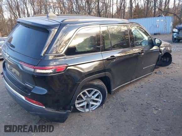 2023 Jeep Grand Cherokee Laredo with VIN 1C4RJHAG2PC540747, listed as a IAAI auction lot 41266732 with 16,859 mi miles and . Bid and sale history available at DreamBid. Image 4.
