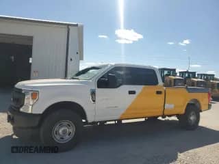 2021 Ford F-250 XL z VIN 1FT7W2BT9MEC69946, wystawiony jako Copart lot #69216245 z przebiegiem 93 165 mil mil oraz Szkoda całkowita • Salvage title. Historia ofert i sprzedaży dostępna na DreamBid. Obrazek 1.