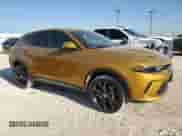 2023 Dodge Hornet GT z VIN ZACNDFAN3P3A02912, wystawiony jako Copart lot #66136714 z przebiegiem 11 916 mil mil oraz Czysty tytuł • Clean title. Historia ofert i sprzedaży dostępna na DreamBid. Obrazek 4.