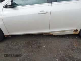 2013 Chevrolet Malibu Eco z VIN 1G11D5RR7DF115648, wystawiony jako IAAI lot #43473389 z przebiegiem 99 581 mil mil oraz . Historia ofert i sprzedaży dostępna na DreamBid. Obrazek 6.