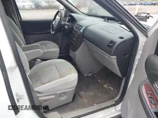 2008 Chevrolet Uplander LS z VIN 1GNDV23WX8D197463, wystawiony jako IAAI lot #43495098 z przebiegiem 147 683 mil mil oraz . Historia ofert i sprzedaży dostępna na DreamBid. Obrazek 5.