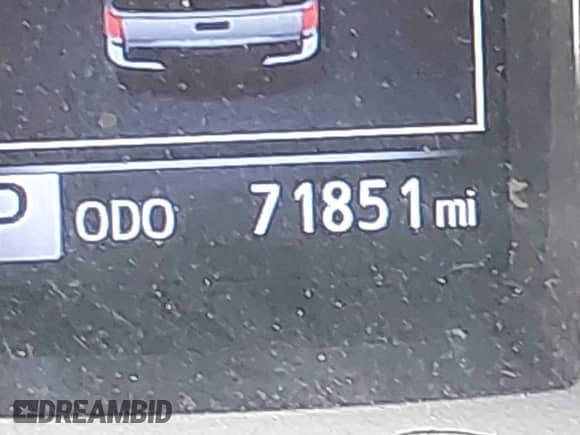 2021 Toyota Tacoma SR5 z VIN 3TMDZ5BN7MM106221, wystawiony jako IAAI lot #42827931 z przebiegiem 71 851 mil mil oraz . Historia ofert i sprzedaży dostępna na DreamBid. Obrazek 15.