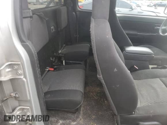 2010 Chevrolet Colorado 1LT with VIN 1GCESCDE7A8103152, listed as a Copart auction lot 55697015 with 270,038 mi miles and Clean title. Bid and sale history available at DreamBid. Image 10.