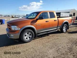 2010 Dodge 1500 SLT with VIN 1D7RV1GTXAS205609, listed as a Copart auction lot 83976475 with 182,383 mi miles and Clean title. Bid and sale history available at DreamBid. Image 1.