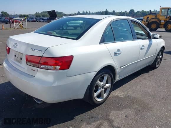 2007 Hyundai Sonata SE с VIN 5NPEU46F67H206949, выставлен на аукционе IAAI как лот 43282582 с пробегом 135 714 миль миль и . История ставок и продаж доступна на DreamBid. Изображение 4.