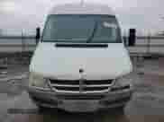 2006 Dodge Sprinter with VIN WD0PD544X65969840, listed as a Copart auction lot 72703414 with 190,980 mi miles and Salvage title. Bid and sale history available at DreamBid. Image 5.
