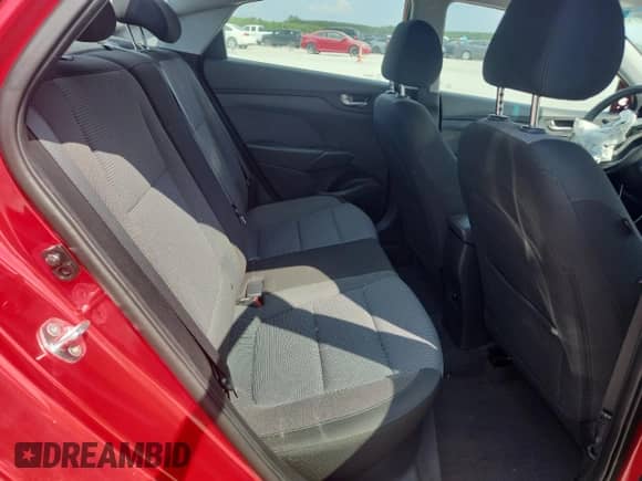 2021 Hyundai Accent Limited z VIN 3KPC34A6XME152119, wystawiony jako Copart lot #63602475 z przebiegiem 103 412 mil mil oraz Szkoda całkowita • Salvage title. Historia ofert i sprzedaży dostępna na DreamBid. Obrazek 10.