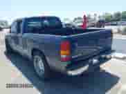 2000 GMC Sierra 1500 SLE z VIN 2GTEC19TXY1122252, wystawiony jako IAAI lot #42278595 z przebiegiem 181 156 mil mil oraz . Historia ofert i sprzedaży dostępna na DreamBid. Obrazek 3.