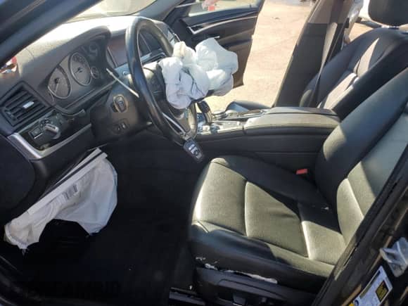 2015 BMW 5 Series 528i xDrive with VIN WBA5A7C5XFD626866, listed as a Copart auction lot 81988955 with 127,179 mi miles and Salvage title. Bid and sale history available at DreamBid. Image 7.