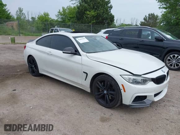 2014 BMW 4 Series 435i xDrive z VIN WBA3R5C56EK187339, wystawiony jako IAAI lot #42499380 z przebiegiem 126 895 mil mil oraz . Historia ofert i sprzedaży dostępna na DreamBid. Obrazek 1.
