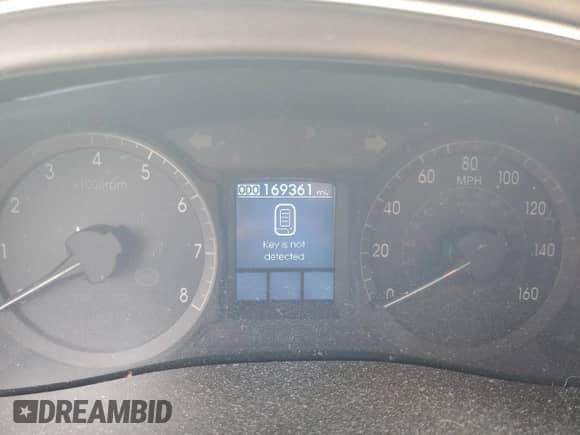 2012 Hyundai Genesis 3.8L z VIN KMHGC4DD3CU170260, wystawiony jako Copart lot #76818564 z przebiegiem 169 361 mil mil oraz Szkoda całkowita • Salvage title. Historia ofert i sprzedaży dostępna na DreamBid. Obrazek 9.