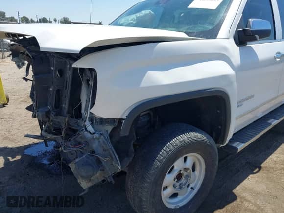 2018 GMC Sierra 1500 SLT z VIN 3GTU1NERXJG202778, wystawiony jako IAAI lot #42659053 z przebiegiem 59 751 mil mil oraz . Historia ofert i sprzedaży dostępna na DreamBid. Obrazek 22.