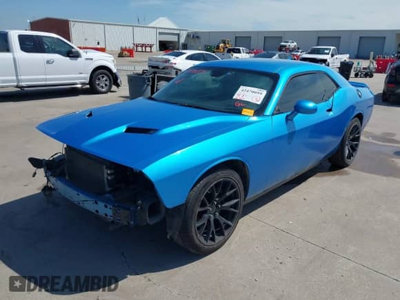 2015 Dodge Challenger SXT Plus with VIN 2C3CDZBG2FH900813, listed as a IAAI auction lot 42470059 with 161,622 mi miles and . Bid and sale history available at DreamBid. Image 20.