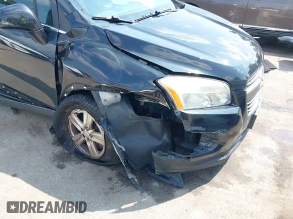 2015 Chevrolet Trax LT с VIN 3GNCJRSB9FL175380, выставлен на аукционе IAAI как лот 42831421 с пробегом 186 275 миль миль и . История ставок и продаж доступна на DreamBid. Изображение 6.