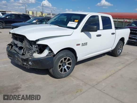2017 Ram 1500 Express z VIN 3C6RR6KT2HG602078, wystawiony jako IAAI lot #43086922 z przebiegiem 195 271 mil mil oraz . Historia ofert i sprzedaży dostępna na DreamBid. Obrazek 2.