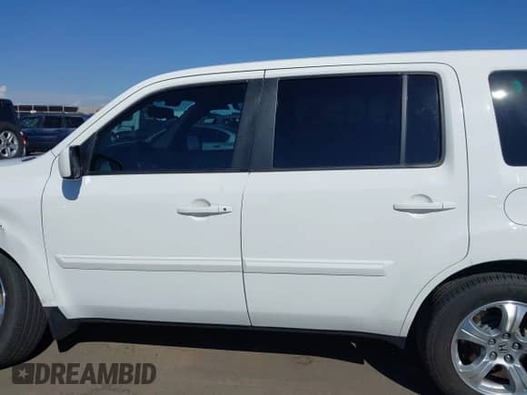 2014 Honda Pilot EX-L with VIN 5FNYF3H51EB027686, listed as a IAAI auction lot 43237648 with 153,351 mi miles and . Bid and sale history available at DreamBid. Image 14.