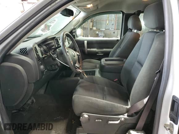 2008 GMC Sierra 1500 SLE2 z VIN 2GTEK19J481297744, wystawiony jako Copart lot #44333655 z przebiegiem 60 455 mil mil oraz Szkoda całkowita • Salvage title. Historia ofert i sprzedaży dostępna na DreamBid. Obrazek 7.