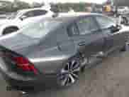 2022 Volvo S60 Momentum с VIN 7JRL12FZ0NG154042, выставлен на аукционе IAAI как лот 42268170 с пробегом 40 638 миль миль и . История ставок и продаж доступна на DreamBid. Изображение 6.