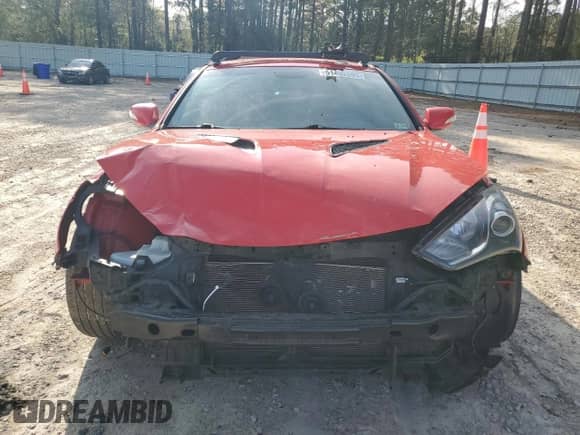 2016 Hyundai Genesis Coupe R-Spec with VIN KMHHU6KJ2GU131350, listed as a Copart auction lot 51492095 with 98,955 mi miles and Salvage title. Bid and sale history available at DreamBid. Image 5.