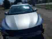 2023 Toyota Camry Hybrid XLE с VIN 4T1F31AK8PU618771, выставлен на аукционе IAAI как лот 41923771 с пробегом 9 333 миль миль и . История ставок и продаж доступна на DreamBid. Изображение 12.