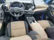 2025 Chevrolet Equinox FWD ACTIV z VIN 3GNAXKEG8SL230934, wystawiony jako Copart lot #60991015 z przebiegiem 862 mil mil oraz Szkoda całkowita • Salvage title. Historia ofert i sprzedaży dostępna na DreamBid. Obrazek 8.