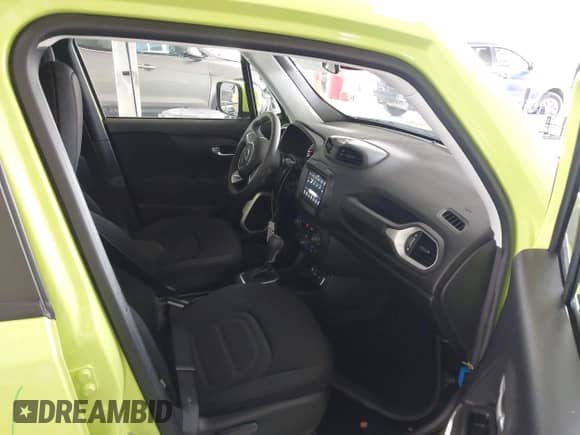 2018 Jeep Renegade Latitude with VIN ZACCJABBXJPH21386, listed as a IAAI auction lot 43027227 with 17,531 mi miles and . Bid and sale history available at DreamBid. Image 5.