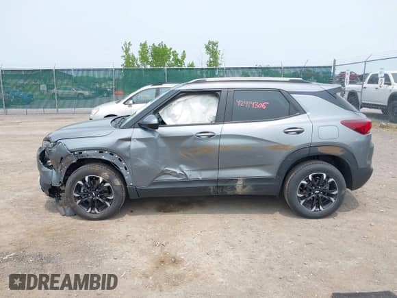 2022 Chevrolet TrailBlazer LT с VIN KL79MRSL8NB010369, выставлен на аукционе IAAI как лот 42414306 с пробегом 38 894 миль миль и . История ставок и продаж доступна на DreamBid. Изображение 14.