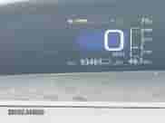 2018 Toyota Prius Plus z VIN JTDKARFP2J3078424, wystawiony jako IAAI lot #42532918 z przebiegiem 93 465 mil mil oraz . Historia ofert i sprzedaży dostępna na DreamBid. Obrazek 16.