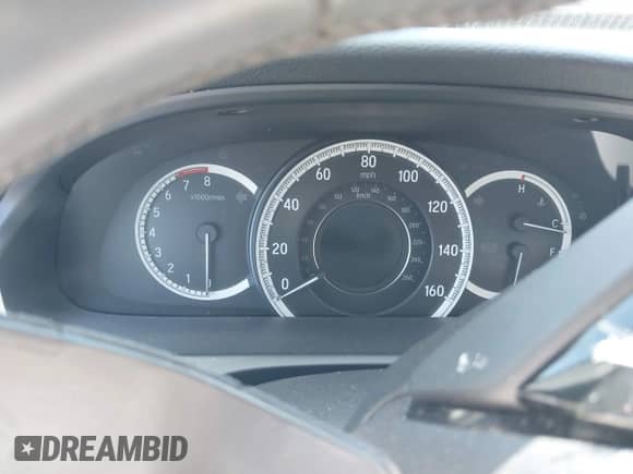 2017 Honda Accord EX-L z VIN 1HGCR3F88HA039685, wystawiony jako IAAI lot #42517978 z przebiegiem Nie podano mil oraz . Historia ofert i sprzedaży dostępna na DreamBid. Obrazek 7.