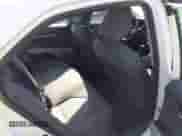 2019 Toyota Camry SE z VIN 4T1B11HK3KU833090, wystawiony jako IAAI lot #43218485 z przebiegiem 78 653 mil mil oraz . Historia ofert i sprzedaży dostępna na DreamBid. Obrazek 8.