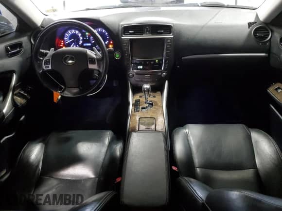 2013 Lexus IS 250 z VIN JTHCF5C27D5062167, wystawiony jako Copart lot #86092435 z przebiegiem 173 161 mil mil oraz Czysty tytuł • Clean title. Historia ofert i sprzedaży dostępna na DreamBid. Obrazek 8.