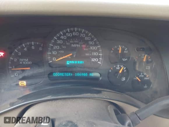2005 GMC Sierra 1500 SLT with VIN 1GTEC19T35Z355604, listed as a IAAI auction lot 41283645 with 186,908 mi miles and . Bid and sale history available at DreamBid. Image 7.