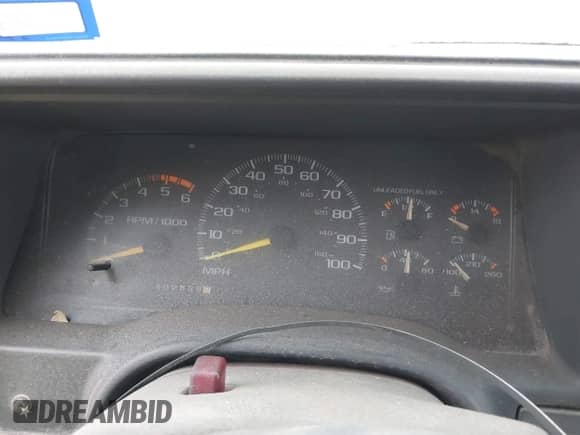 1997 Chevrolet Silverado 3500 с VIN 1GCGC33J4VF013057, выставлен на аукционе IAAI как лот 41596450 с пробегом 302 666 миль миль и . История ставок и продаж доступна на DreamBid. Изображение 7.
