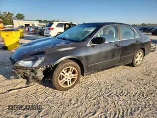 2006 Honda Accord EX-L with VIN 1HGCM56886A064657, listed as a Copart auction lot 80989645 with 246,230 mi miles and Salvage title. Bid and sale history available at DreamBid. Image 1.