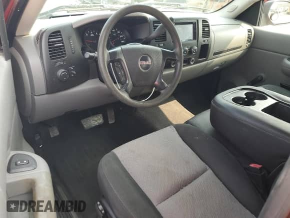 2007 GMC Sierra 1500 SLE1 with VIN 2GTEC19C271620380, listed as a Copart auction lot 60487735 with 209,391 mi miles and Salvage title. Bid and sale history available at DreamBid. Image 8.