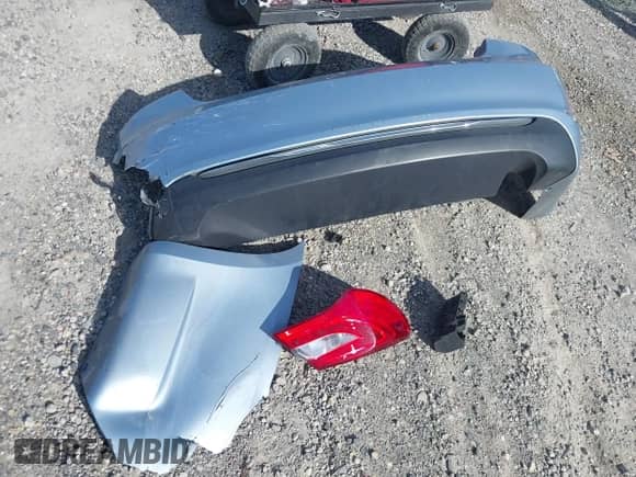 2013 Chrysler 200 Touring with VIN 1C3CCBBB9DN538997, listed as a IAAI auction lot 43425967 with 128,327 mi miles and . Bid and sale history available at DreamBid. Image 12.