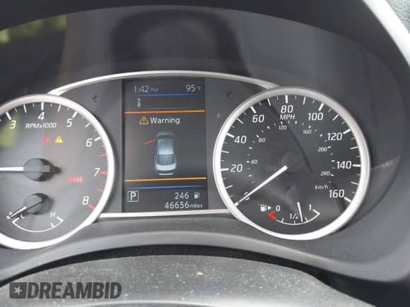 2019 Nissan Sentra S z VIN 3N1AB7AP2KY403993, wystawiony jako IAAI lot #43369570 z przebiegiem 46 656 mil mil oraz . Historia ofert i sprzedaży dostępna na DreamBid. Obrazek 7.
