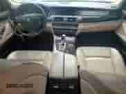 2013 BMW 5 Series 535i xDrive z VIN WBAFU7C5XDDU75911, wystawiony jako Copart lot #67830445 z przebiegiem 162 374 mil mil oraz Szkoda całkowita • Salvage title. Historia ofert i sprzedaży dostępna na DreamBid. Obrazek 8.