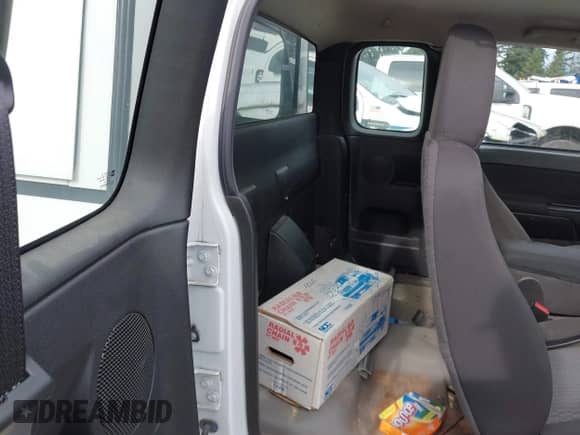 2012 Chevrolet Colorado Work Truck с VIN 1GCJTBFE8C8160854, выставлен на аукционе IAAI как лот 43508362 с пробегом 66 631 миль миль и . История ставок и продаж доступна на DreamBid. Изображение 8.