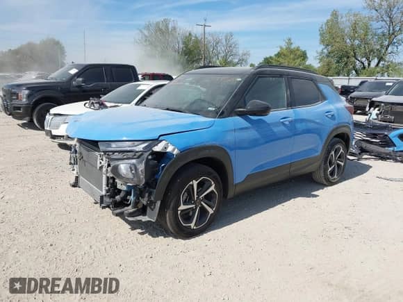 2023 Chevrolet TrailBlazer RS с VIN KL79MTSL4PB156817, выставлен на аукционе IAAI как лот 43356314 с пробегом 32 742 миль миль и . История ставок и продаж доступна на DreamBid. Изображение 2.