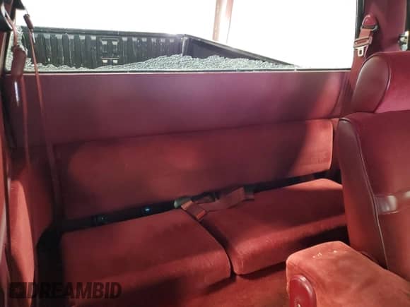 1993 Dodge Dakota z VIN 1B7FL23X3PS180403, wystawiony jako Copart lot #46158805 z przebiegiem Nie podano mil oraz Szkoda całkowita • Salvage title. Historia ofert i sprzedaży dostępna na DreamBid. Obrazek 10.