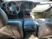 2002 Cadillac Escalade с VIN 1GYEK63N32R287000, выставлен на аукционе Copart как лот 81931135 с пробегом 354 114 миль миль и Списание • Salvage title. История ставок и продаж доступна на DreamBid. Изображение 8.