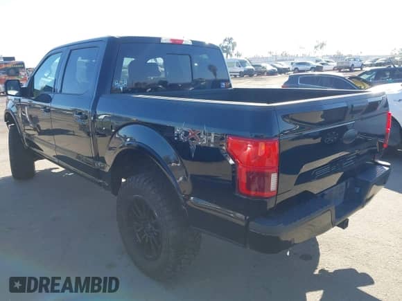 2019 Ford F-150 XL z VIN 1FTEW1E43KKD73255, wystawiony jako IAAI lot #43419412 z przebiegiem 62 824 mil mil oraz . Historia ofert i sprzedaży dostępna na DreamBid. Obrazek 3.